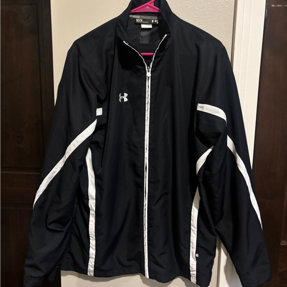 Under Armour Men's Black and White Windbreaker